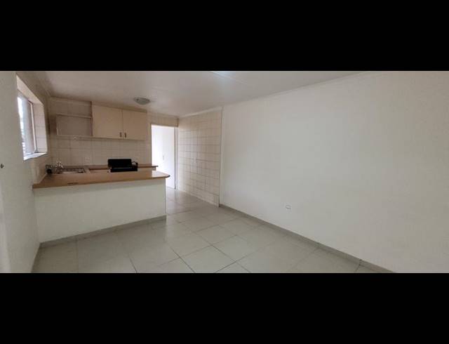 3 BEDROOM HOUSE FOR SALE IN SOUTH CREST